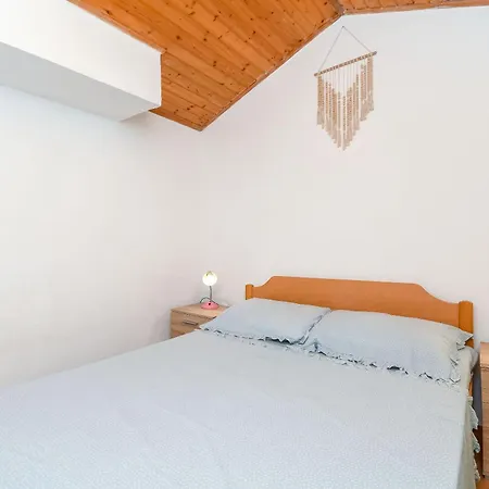 House Small Robinson Tatil Evi *