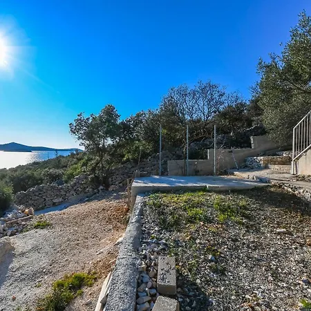 House Small Robinson * Sevid