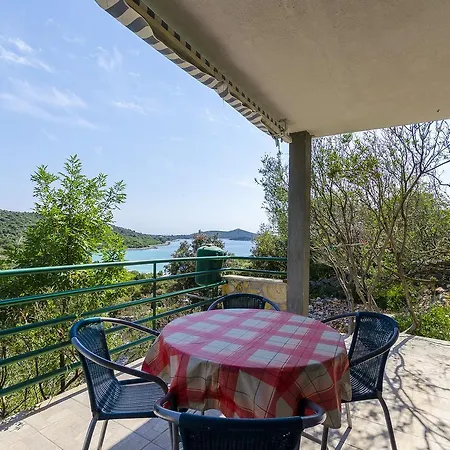 House Small Robinson Casa vacanze