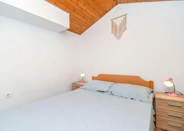 House Small Robinson Tatil Evi *