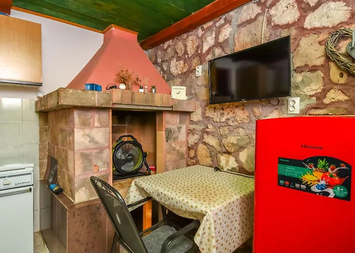 House Small Robinson Tatil Evi