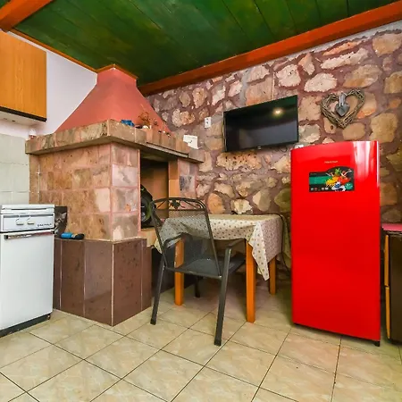 Prázdninový dům House Small Robinson *